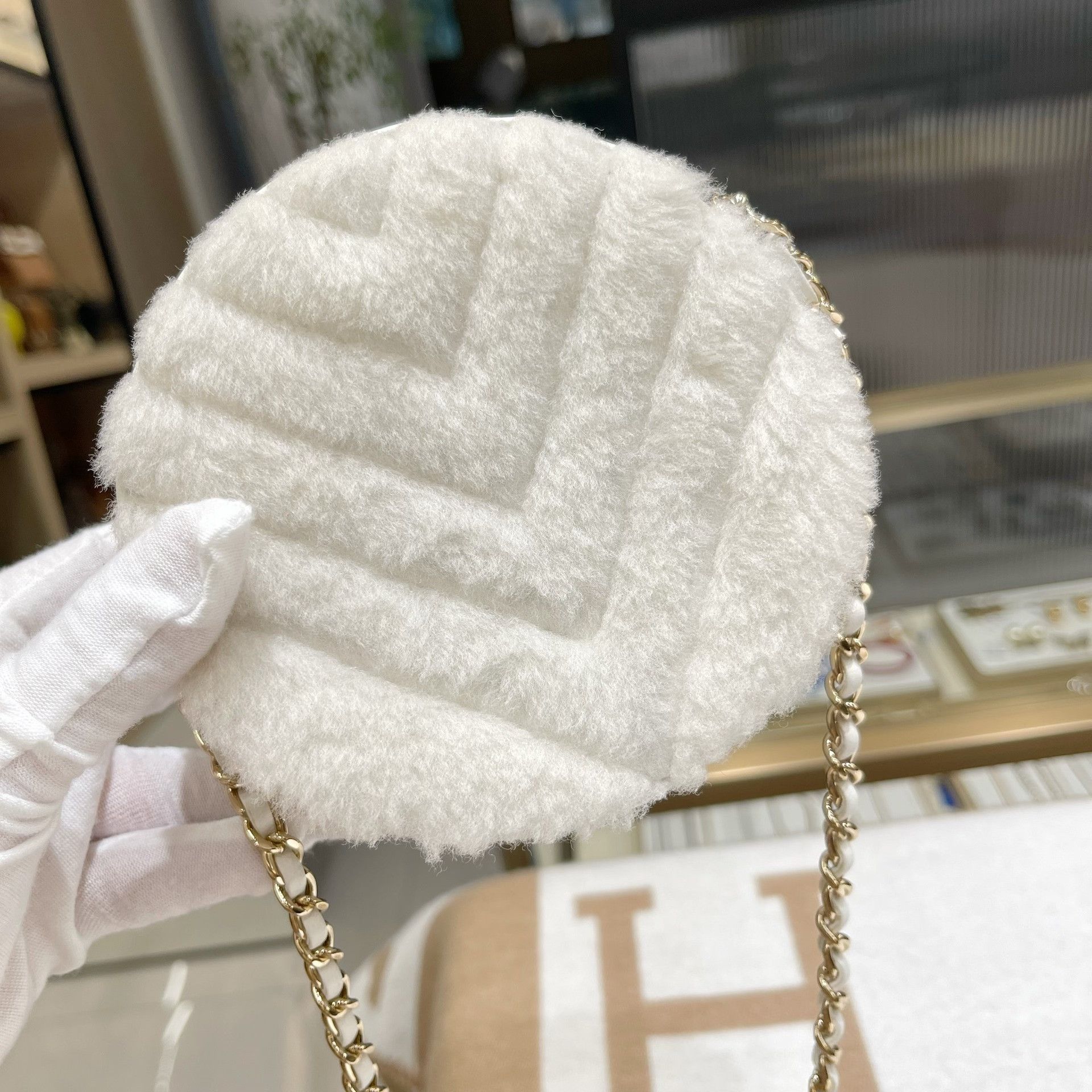 Chanel Pre-loved Bag Very good condition Size ONE SIZE - 4 Thumbnail
