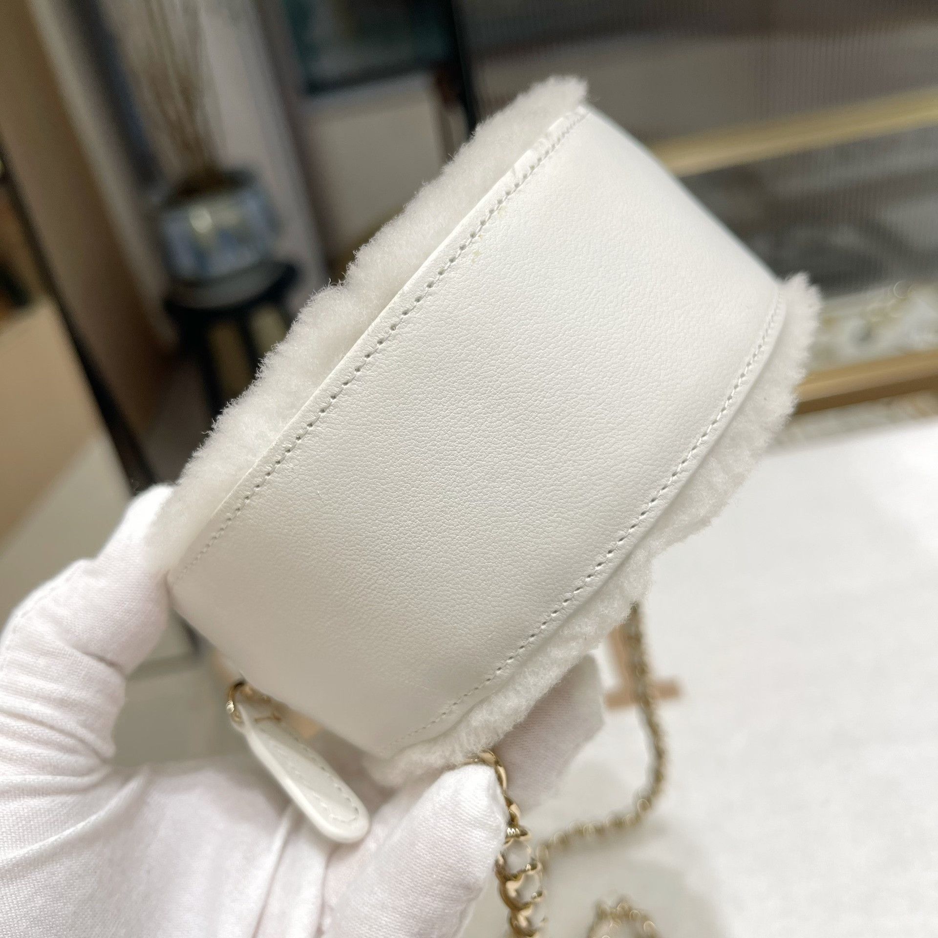 Chanel Pre-loved Bag Very good condition Size ONE SIZE - 8 Thumbnail