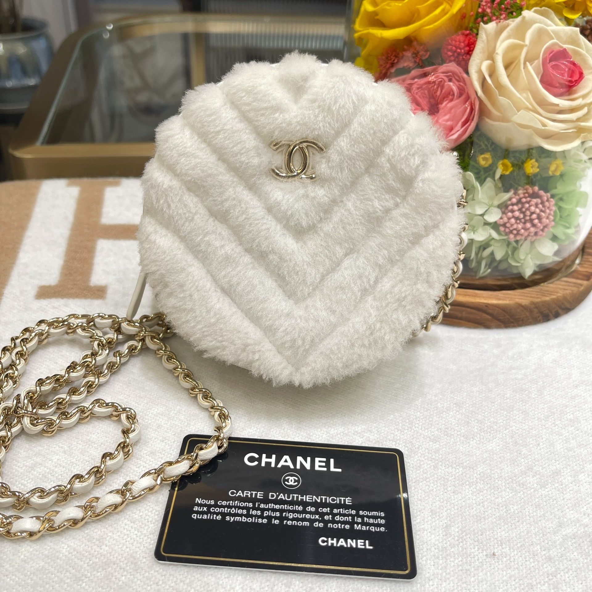 Chanel Pre-loved Bag Very good condition Size ONE SIZE - 2 Thumbnail