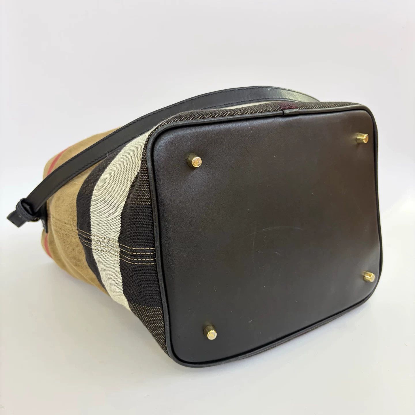 Burberry Pre-loved Bag Very good condition Size ONE SIZE - 5 Thumbnail