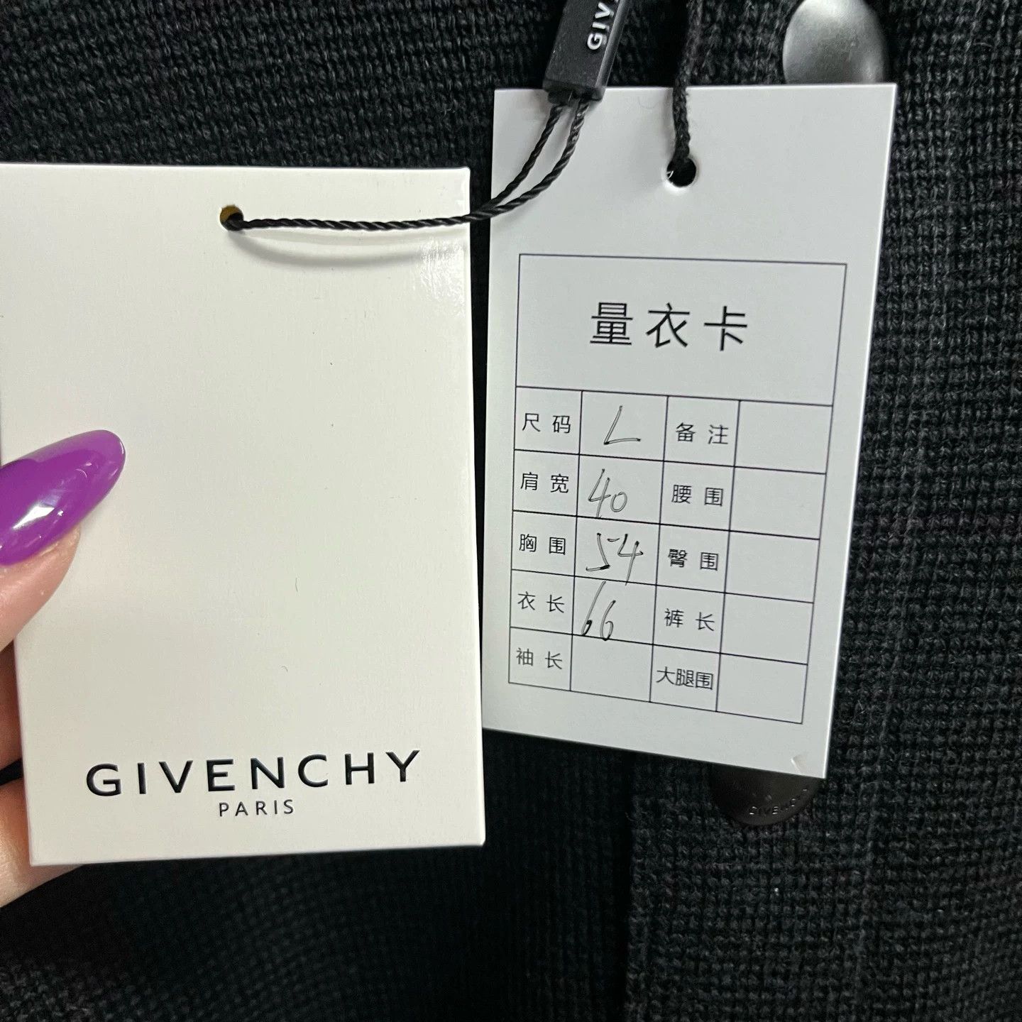 Givenchy Givenchy Printed Graphic Black T-Shirt L Women Size L / US 10 / IT 46 - 2 Thumbnail