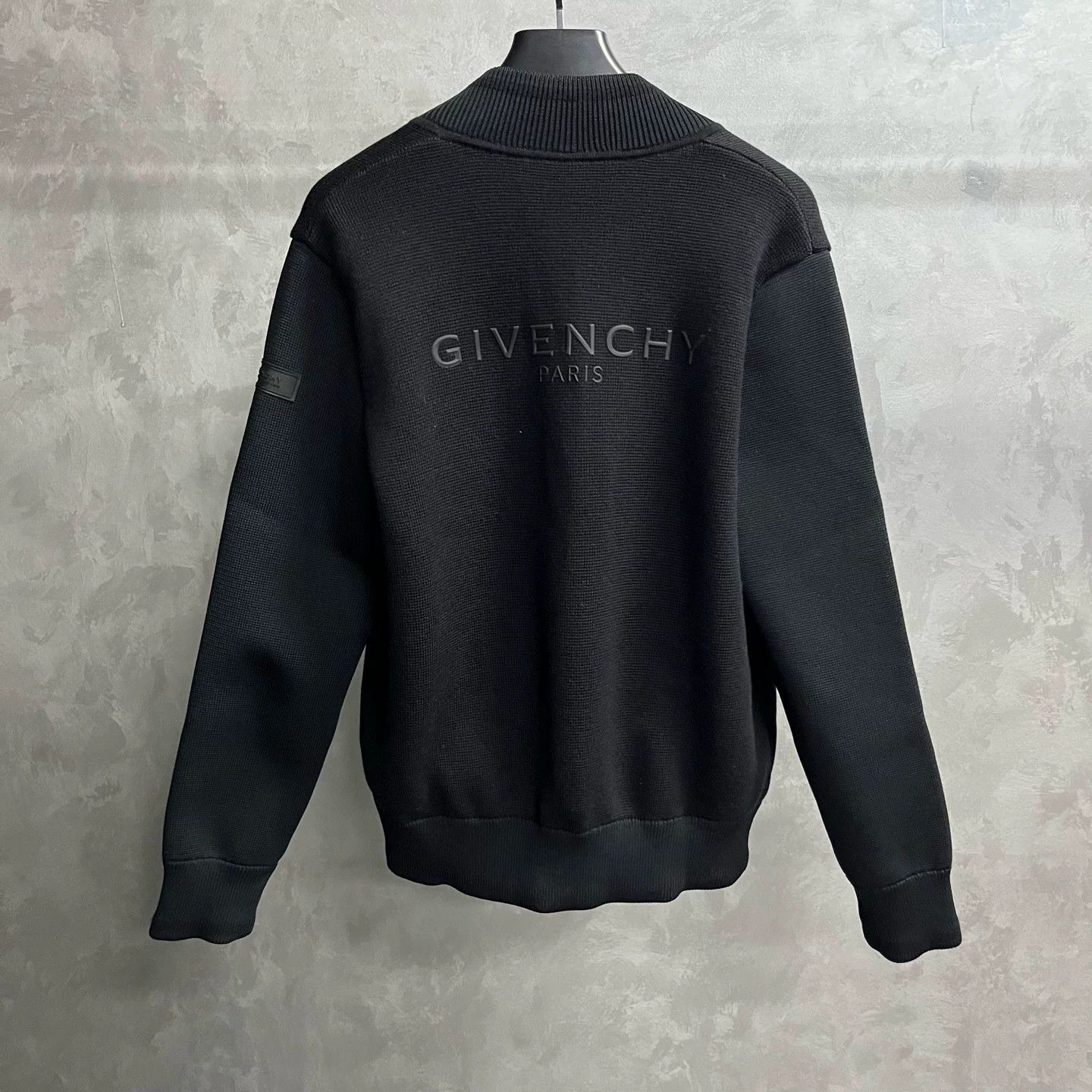 Givenchy Givenchy Printed Graphic Black T-Shirt L Women Size L / US 10 / IT 46 - 5 Thumbnail