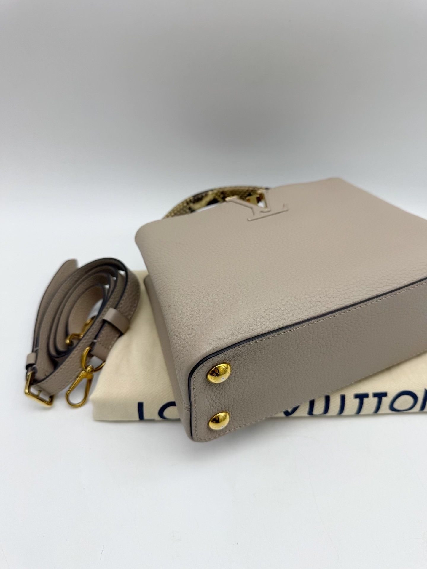 Louis Vuitton Pre-loved Bag Very good condition Size ONE SIZE - 4 Thumbnail