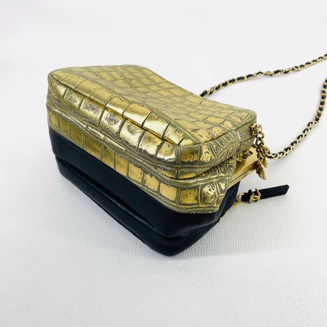 Chanel Pre-loved Bag Very good condition Size ONE SIZE - 2 Thumbnail