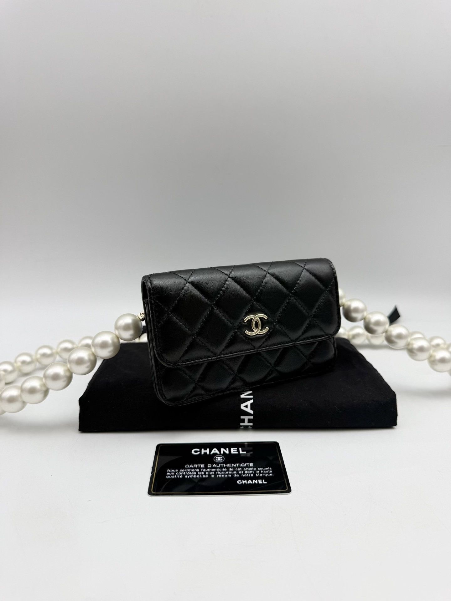 Chanel Pre-loved Bag Very good condition Size ONE SIZE - 5 Thumbnail