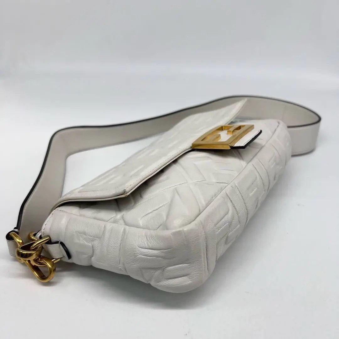 Fendi Pre-loved Bag Very good condition Size ONE SIZE - 7 Thumbnail