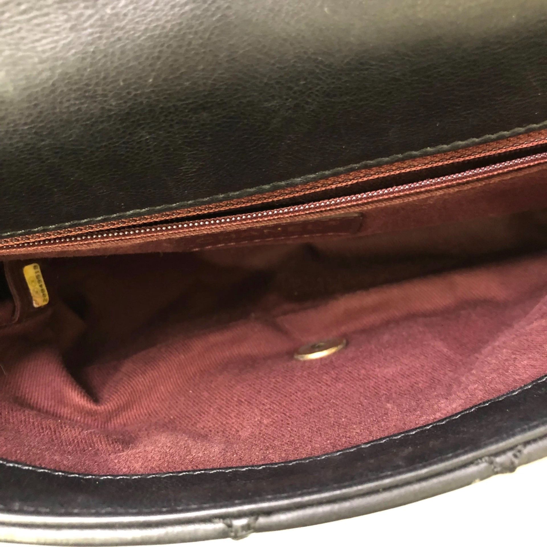 Chanel Pre-loved Bag Very good condition Size ONE SIZE - 8 Thumbnail