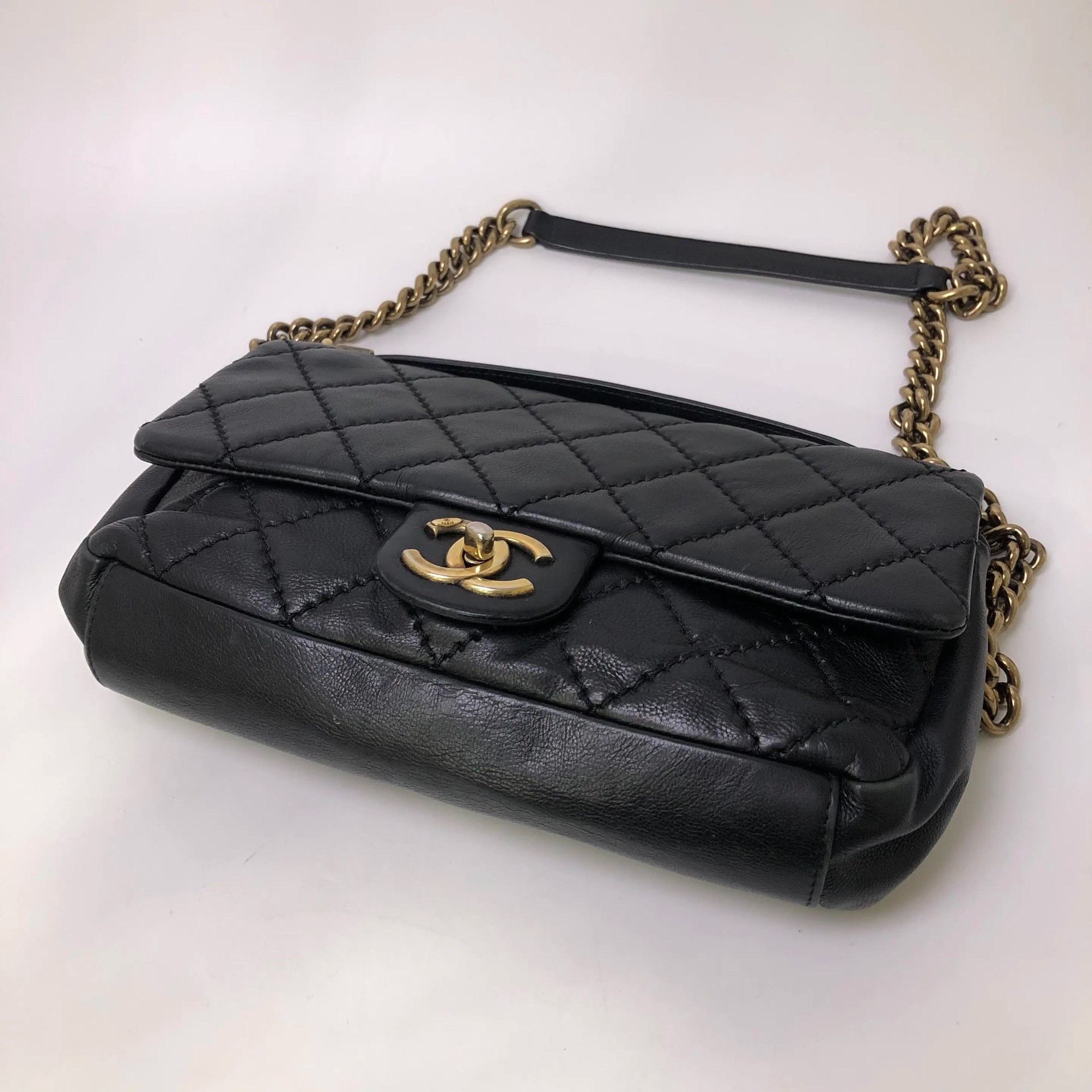 Chanel Pre-loved Bag Very good condition Size ONE SIZE - 7 Thumbnail