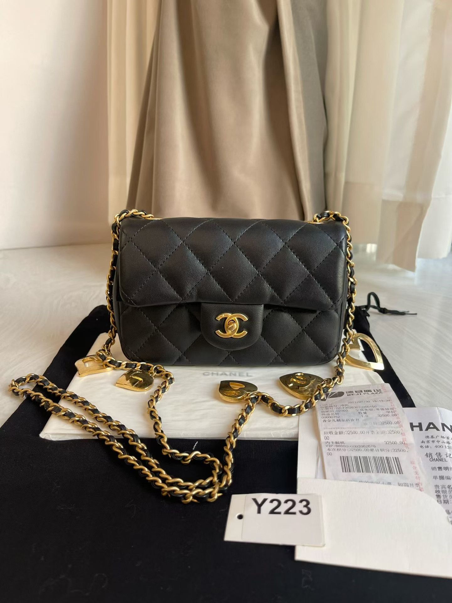 Chanel Pre-loved Bag Very good condition Size ONE SIZE - 2 Thumbnail