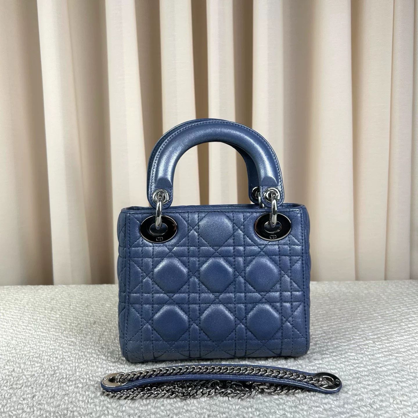 Dior Pre-loved Bag Very good condition Size ONE SIZE - 2 Thumbnail
