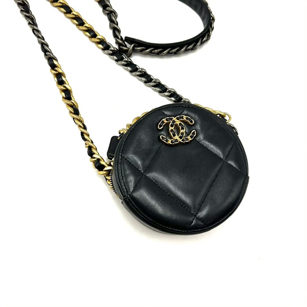Chanel Pre-loved Bag Very good condition Size ONE SIZE - 4 Thumbnail