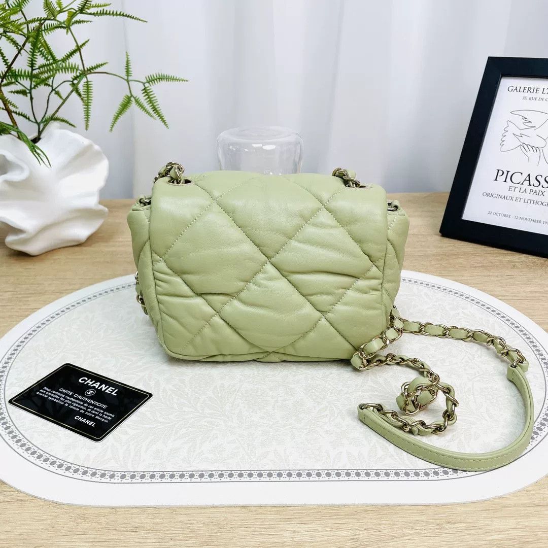 Chanel Pre-loved Bag Very good condition Size ONE SIZE - 2 Thumbnail