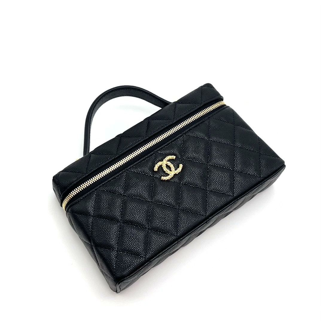 Chanel Pre-loved Bag Very good condition Size ONE SIZE - 3 Thumbnail