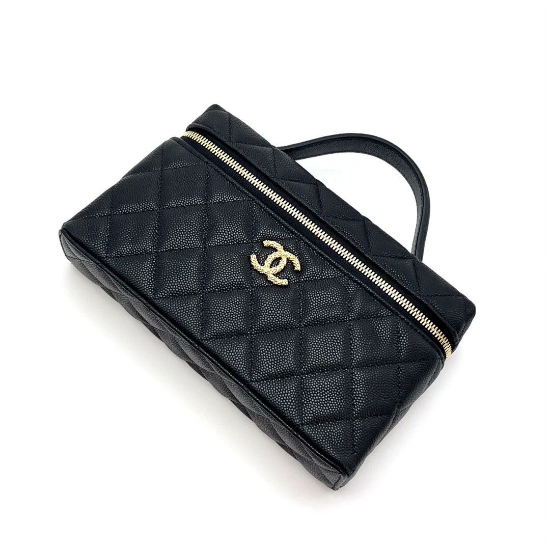 Chanel Pre-loved Bag Very good condition Size ONE SIZE - 4 Thumbnail