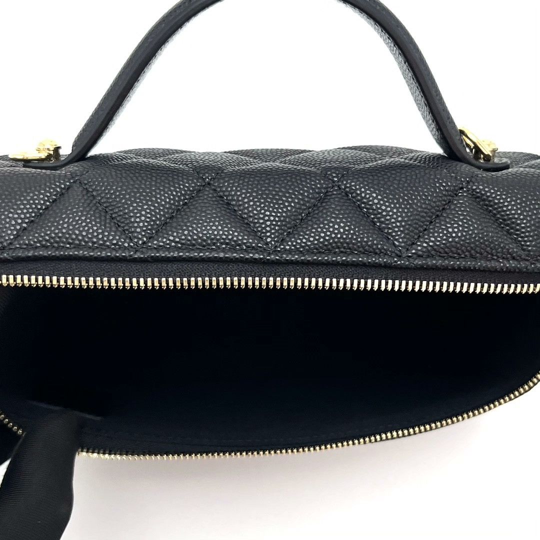 Chanel Pre-loved Bag Very good condition Size ONE SIZE - 6 Thumbnail