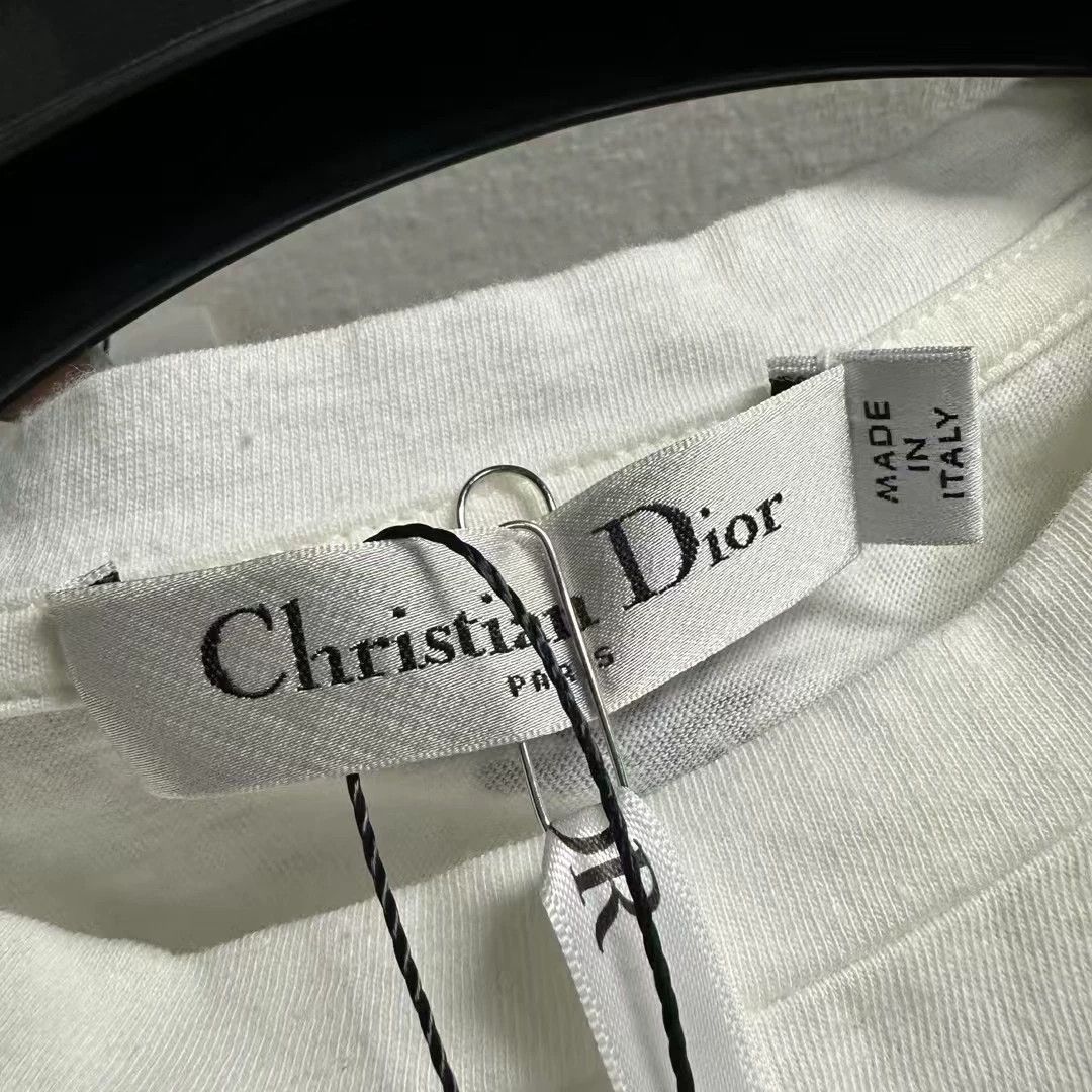Dior Dior Printed Graphic White T-Shirt S Women Size S / US 4 / IT 40 - 3 Thumbnail