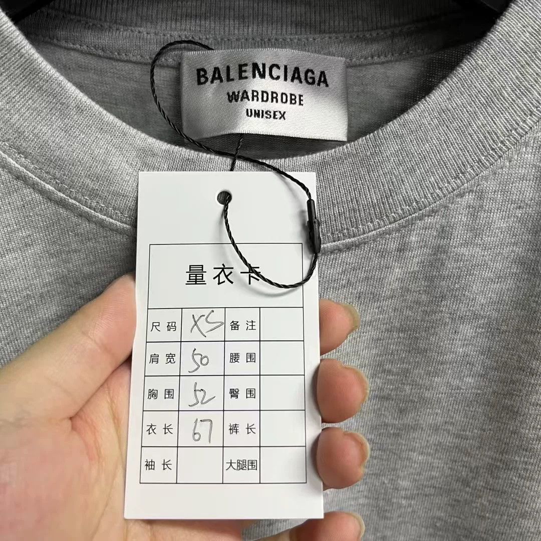 Balenciaga Balenciaga Retro Printed Gray Hoodie XS Men Size US XS / EU 42 / 0 - 2 Thumbnail
