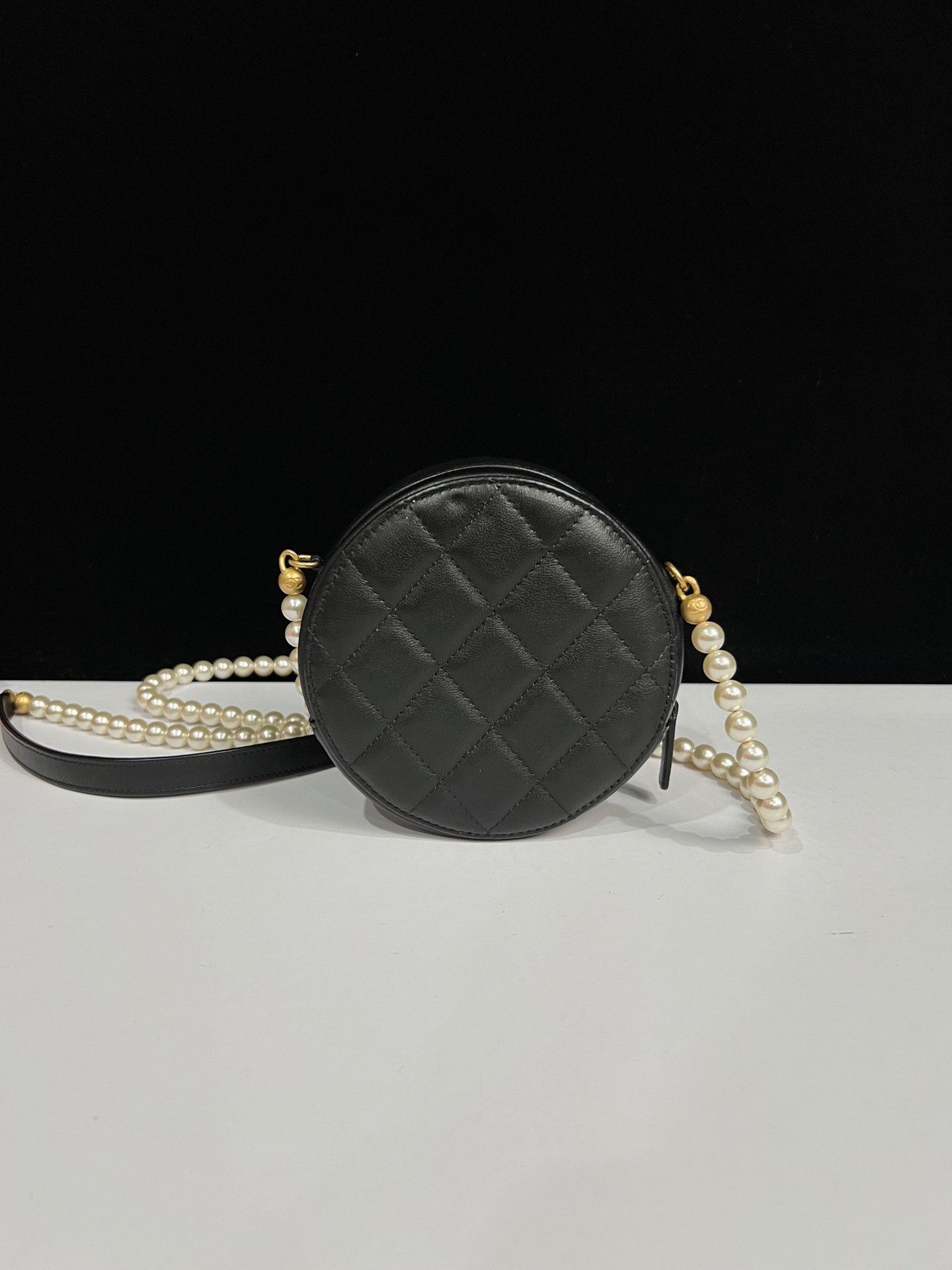 Chanel Pre-loved Bag Very good condition Size ONE SIZE - 2 Thumbnail