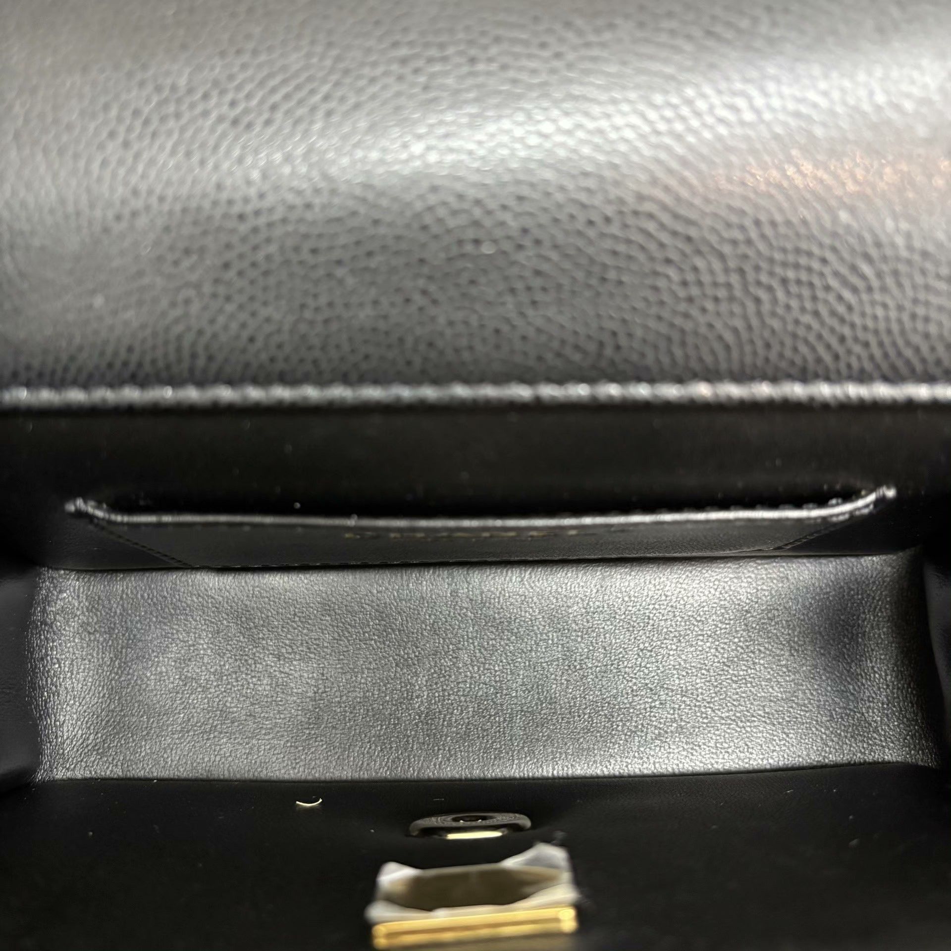 Chanel Pre-loved Bag Very good condition Size ONE SIZE - 6 Thumbnail