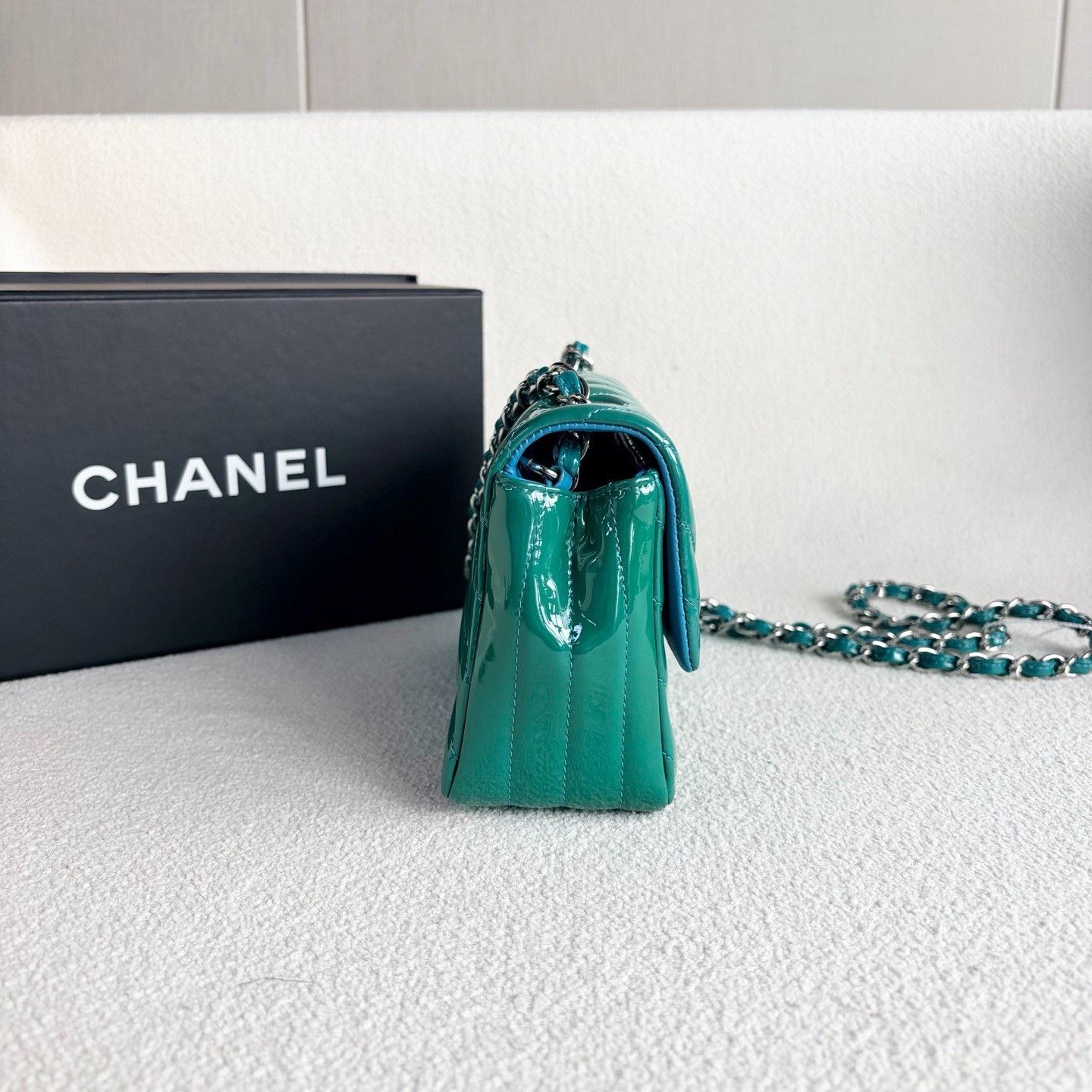 Chanel Pre-loved Bag Very good condition Size ONE SIZE - 7 Thumbnail