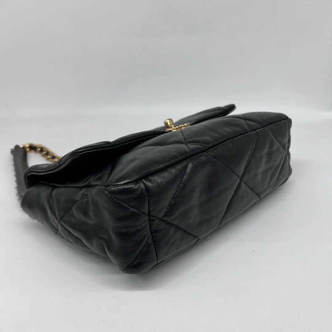 Chanel Pre-loved Bag Very good condition Size ONE SIZE - 5 Thumbnail