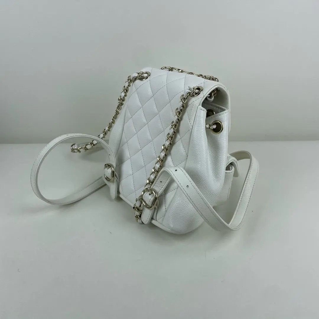 Chanel Pre-loved Bag Very good condition Size ONE SIZE - 5 Thumbnail