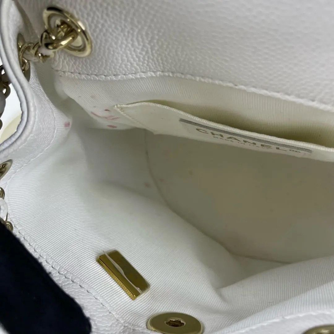 Chanel Pre-loved Bag Very good condition Size ONE SIZE - 7 Thumbnail