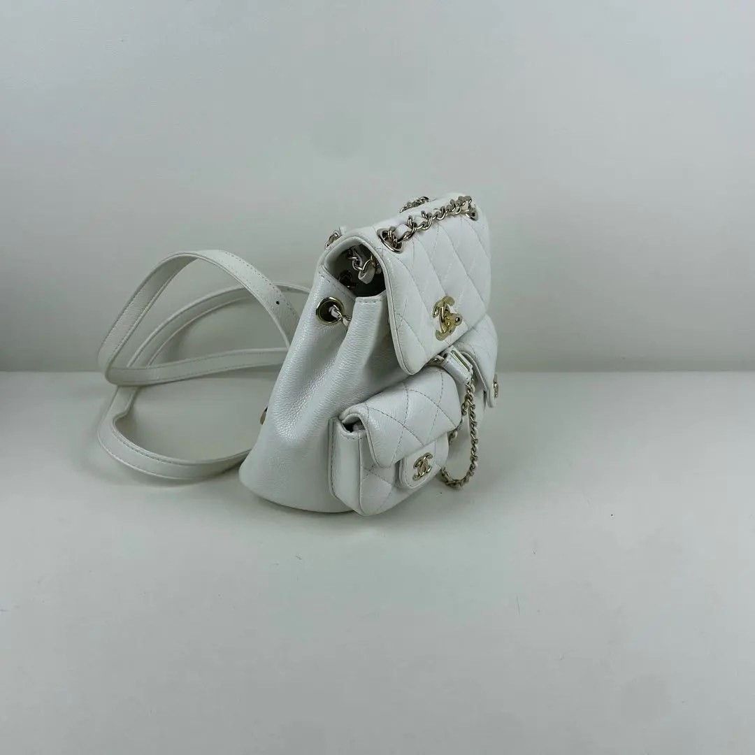 Chanel Pre-loved Bag Very good condition Size ONE SIZE - 2 Thumbnail