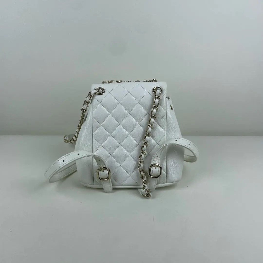 Chanel Pre-loved Bag Very good condition Size ONE SIZE - 4 Thumbnail