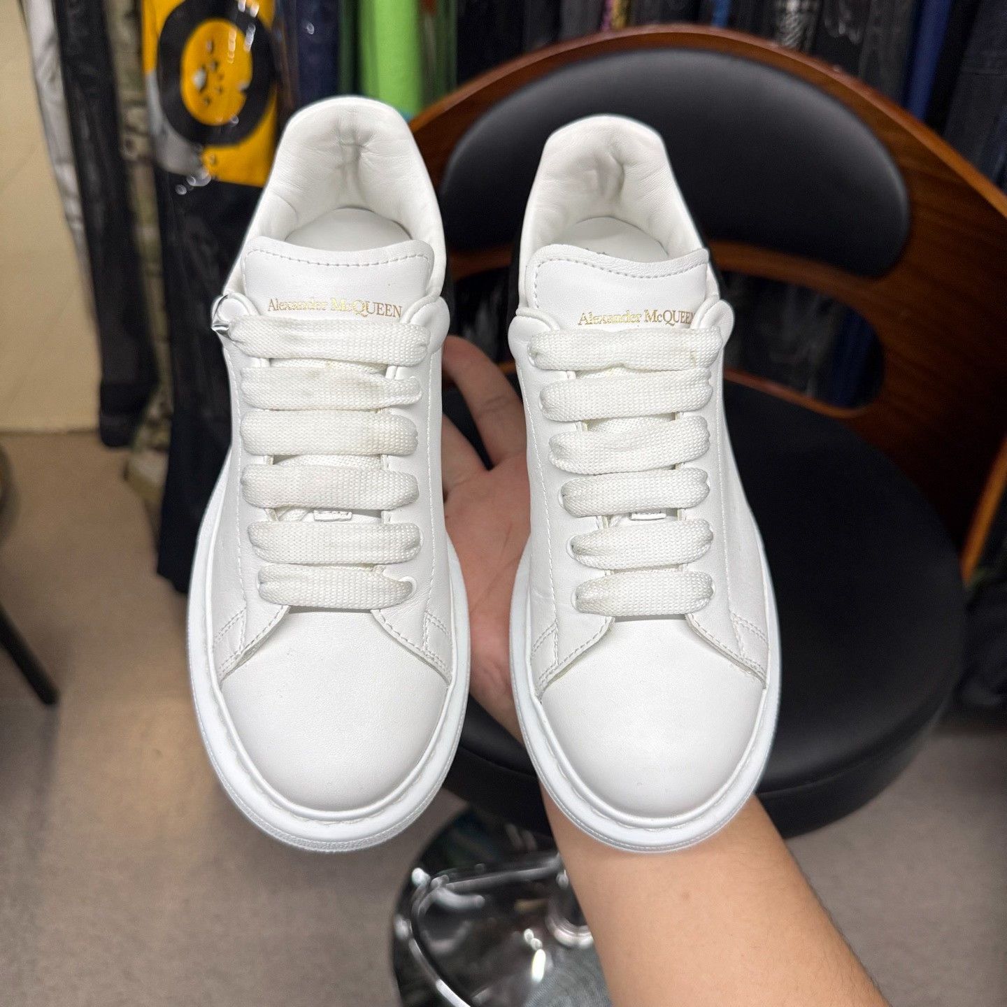 Alexander Wang Alexander Wang Black Lowtop Sneakers 5 Men Size US 5 / EU 37 - 5 Thumbnail
