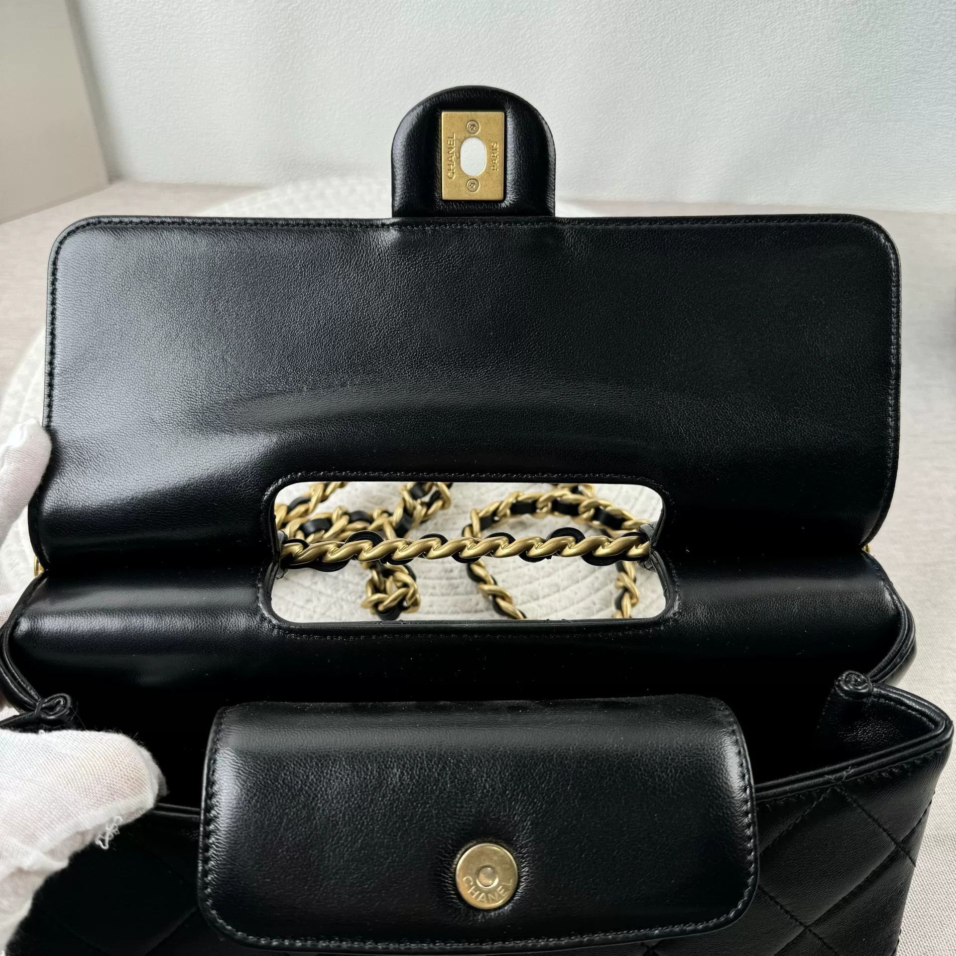Chanel Pre-loved Bag Brand new condition Size ONE SIZE - 6 Thumbnail