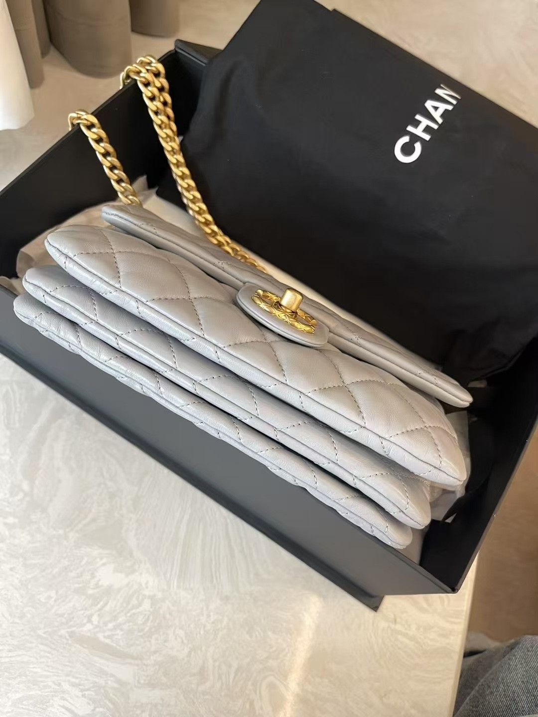 Chanel Pre-loved Bag Very good condition Size ONE SIZE - 4 Thumbnail