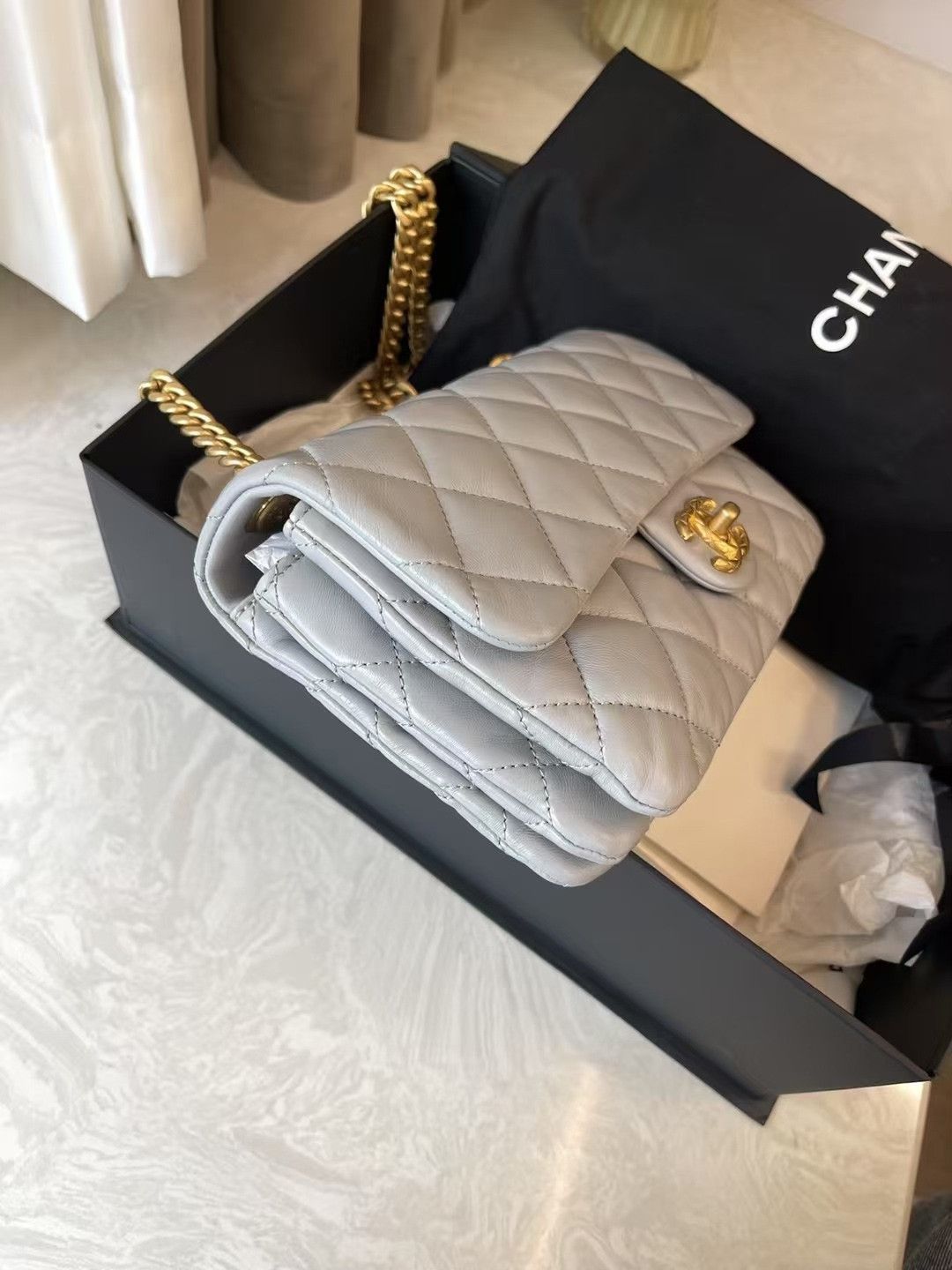 Chanel Pre-loved Bag Very good condition Size ONE SIZE - 5 Thumbnail