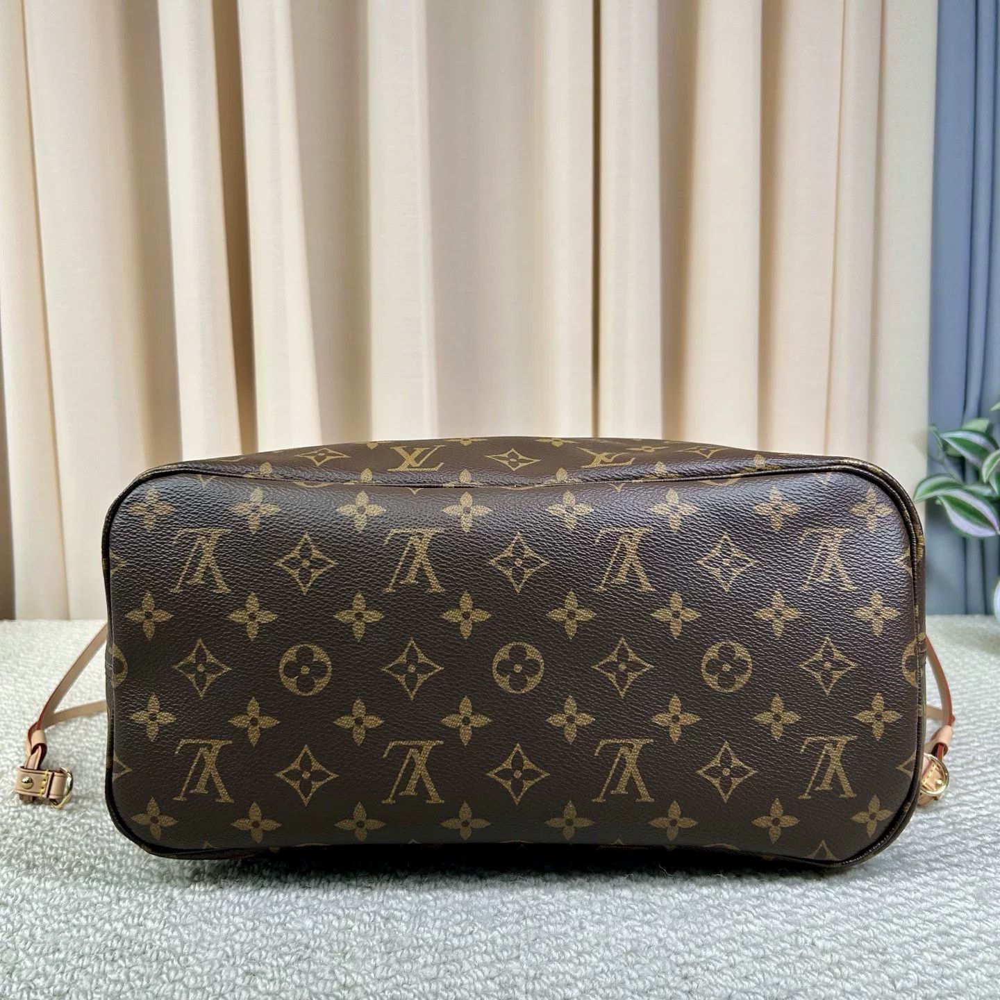 Louis Vuitton Pre-loved Bag Very good condition Size ONE SIZE - 3 Thumbnail