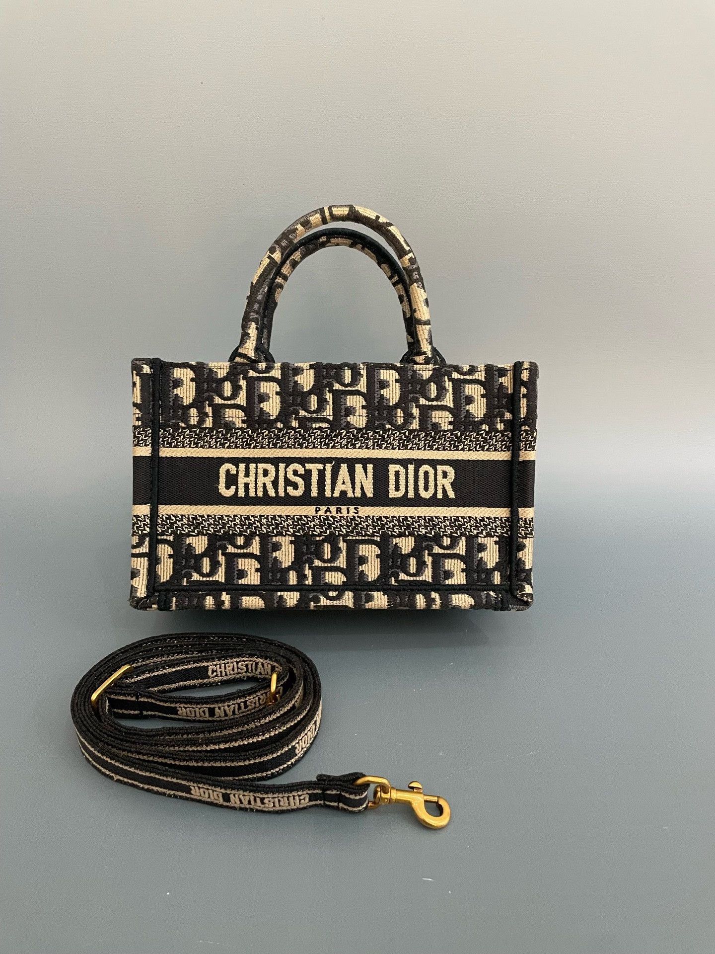 Dior Pre-loved Bag Very good condition Size ONE SIZE - 2 Thumbnail