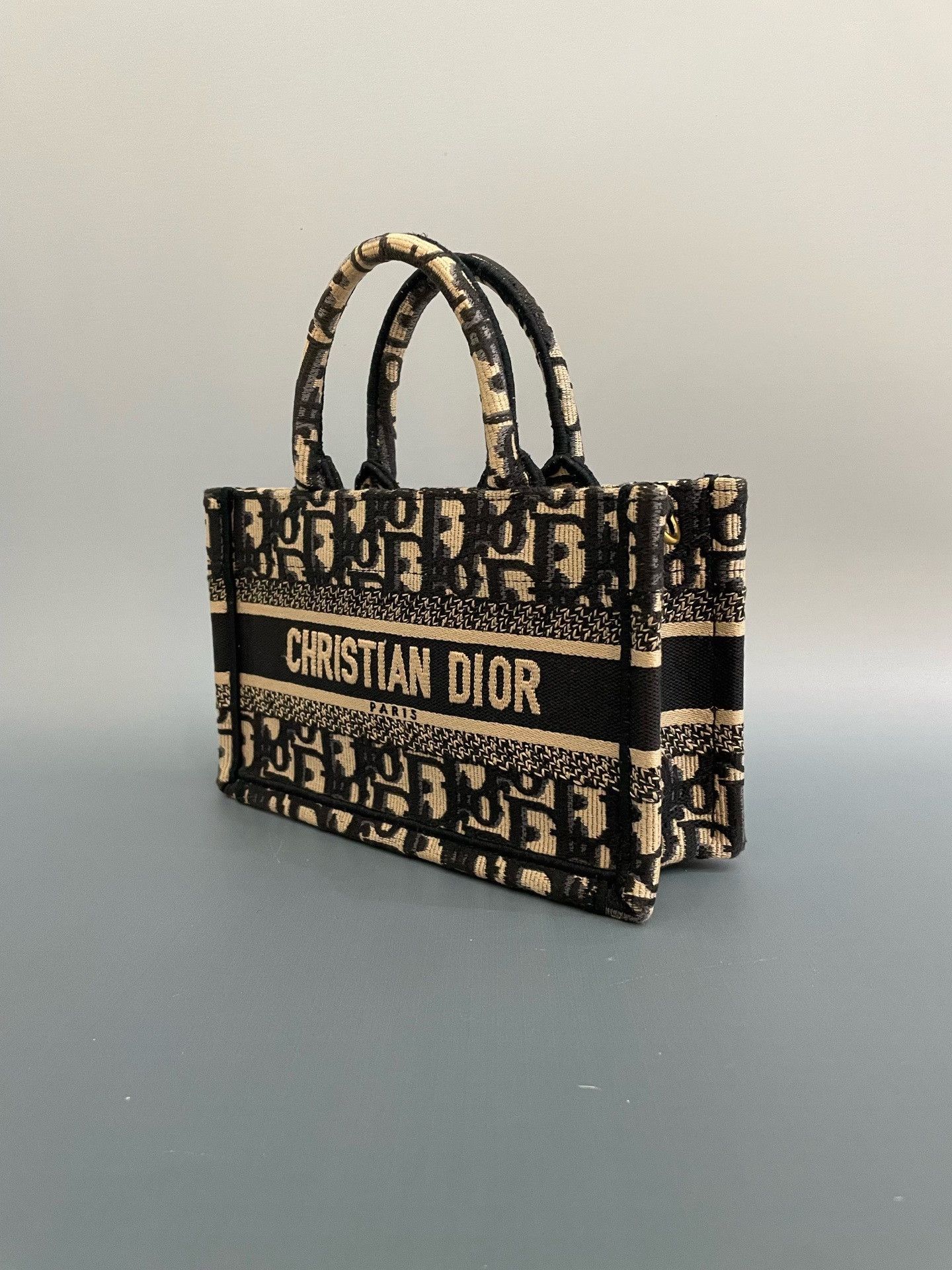 Dior Pre-loved Bag Very good condition Size ONE SIZE - 6 Thumbnail