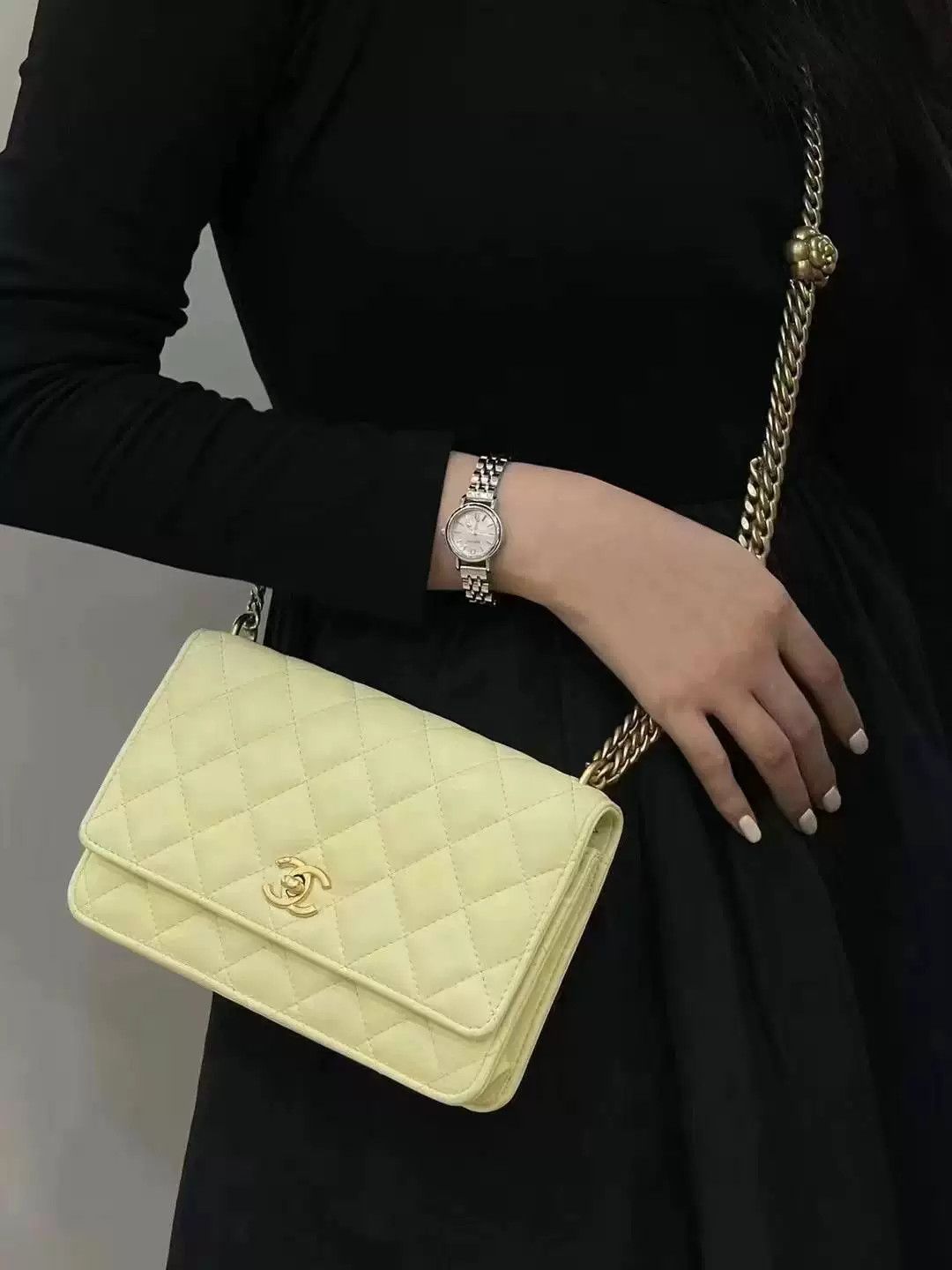 Chanel Pre-loved Bag Very good condition Size ONE SIZE - 9 Thumbnail