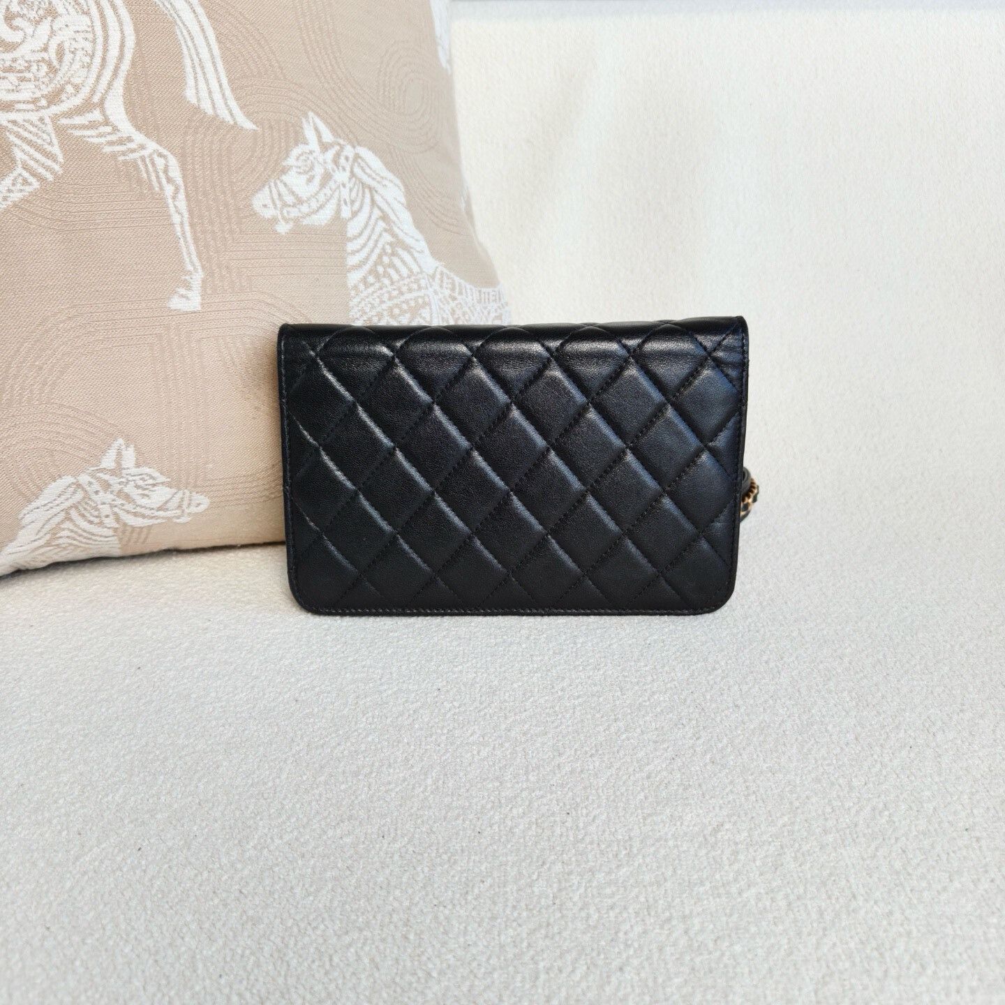 Chanel Pre-loved Bag Very good condition Size ONE SIZE - 3 Thumbnail