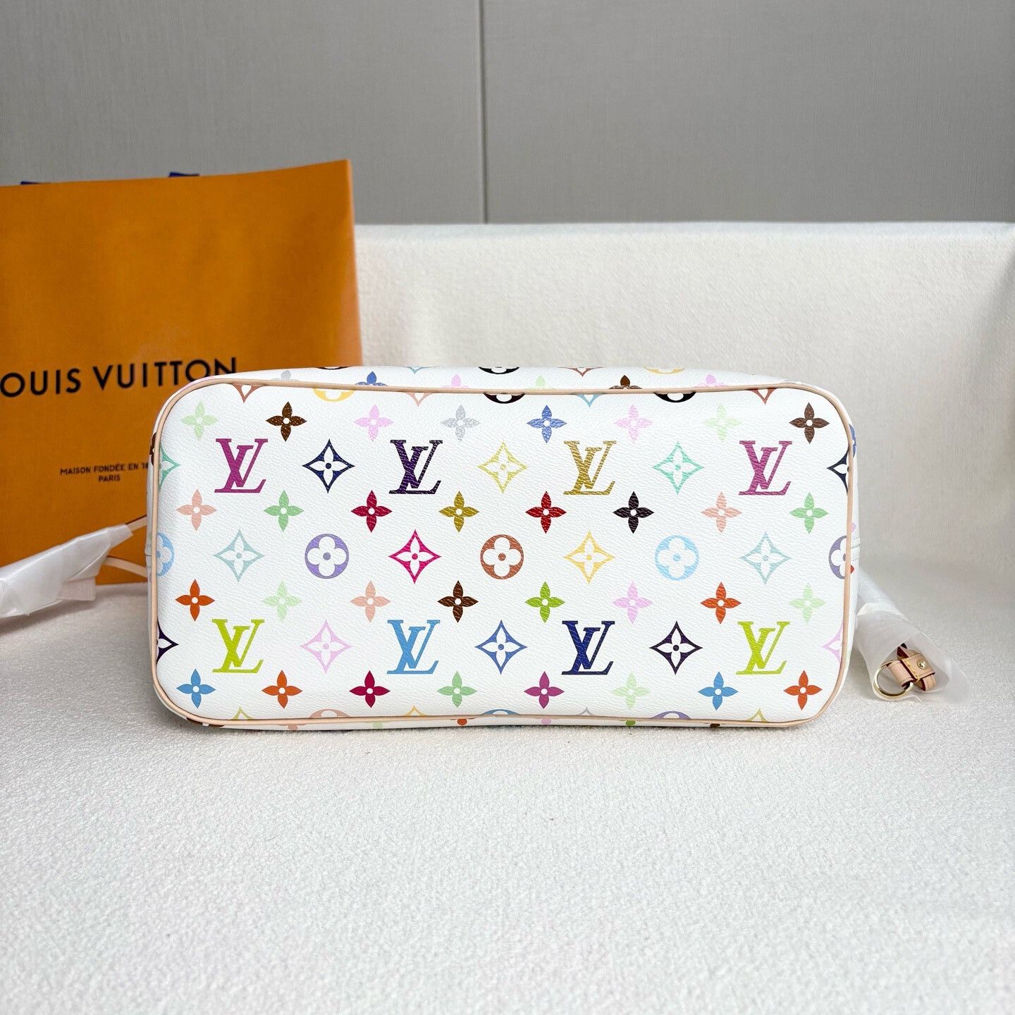Louis Vuitton Pre-loved Bag Brand new condition Size ONE SIZE - 5 Thumbnail