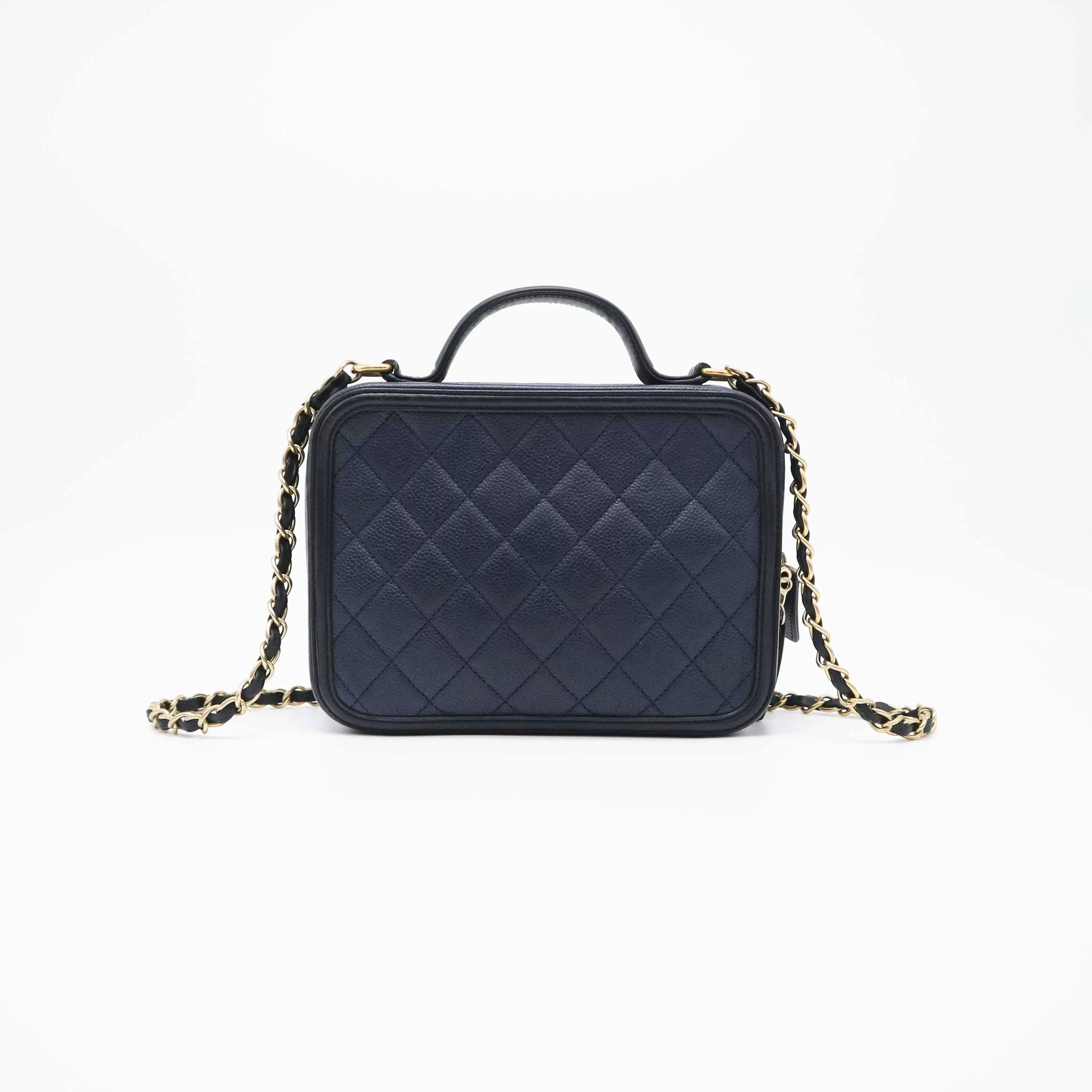 Chanel Pre-loved Bag Very good condition Size ONE SIZE - 3 Thumbnail