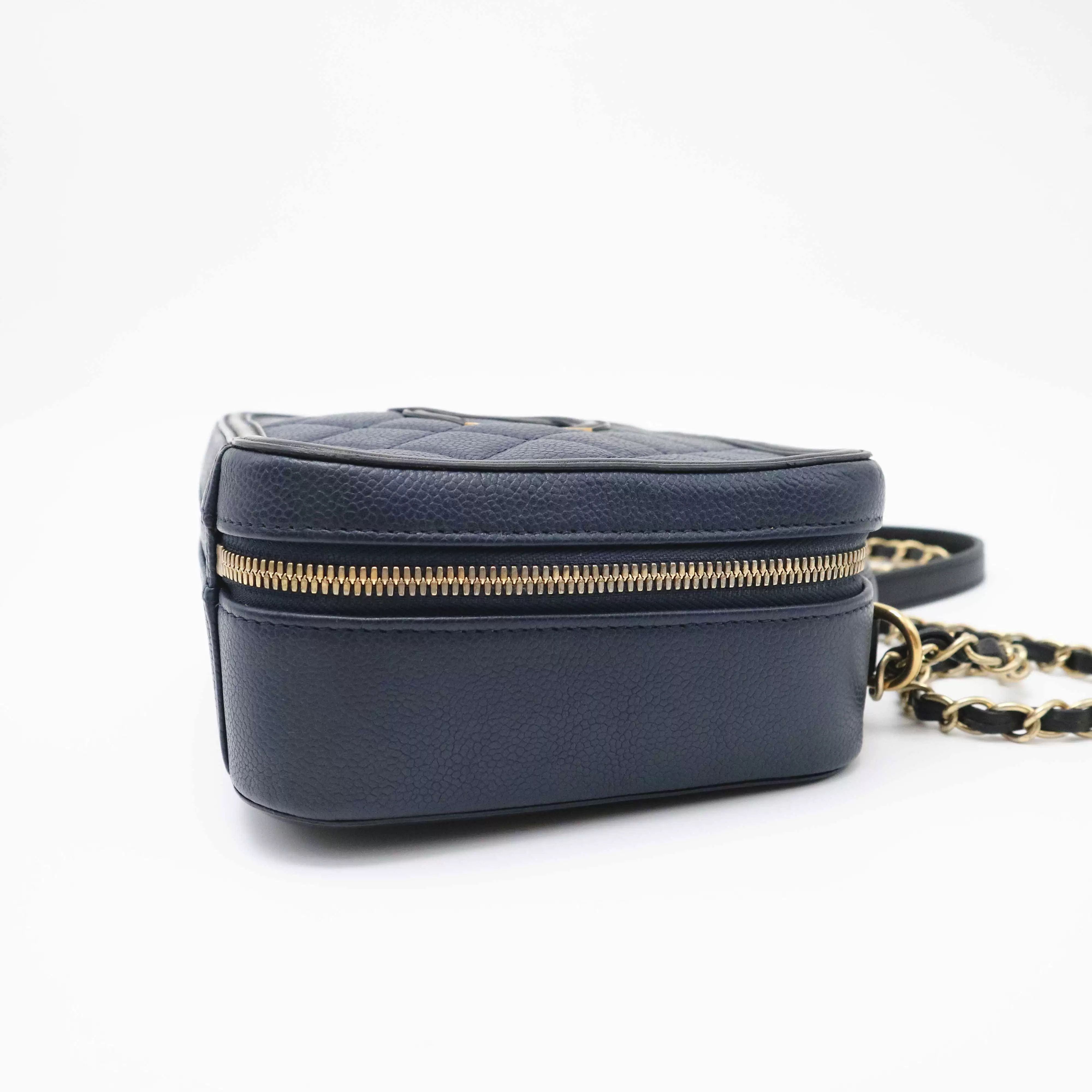 Chanel Pre-loved Bag Very good condition Size ONE SIZE - 6 Thumbnail