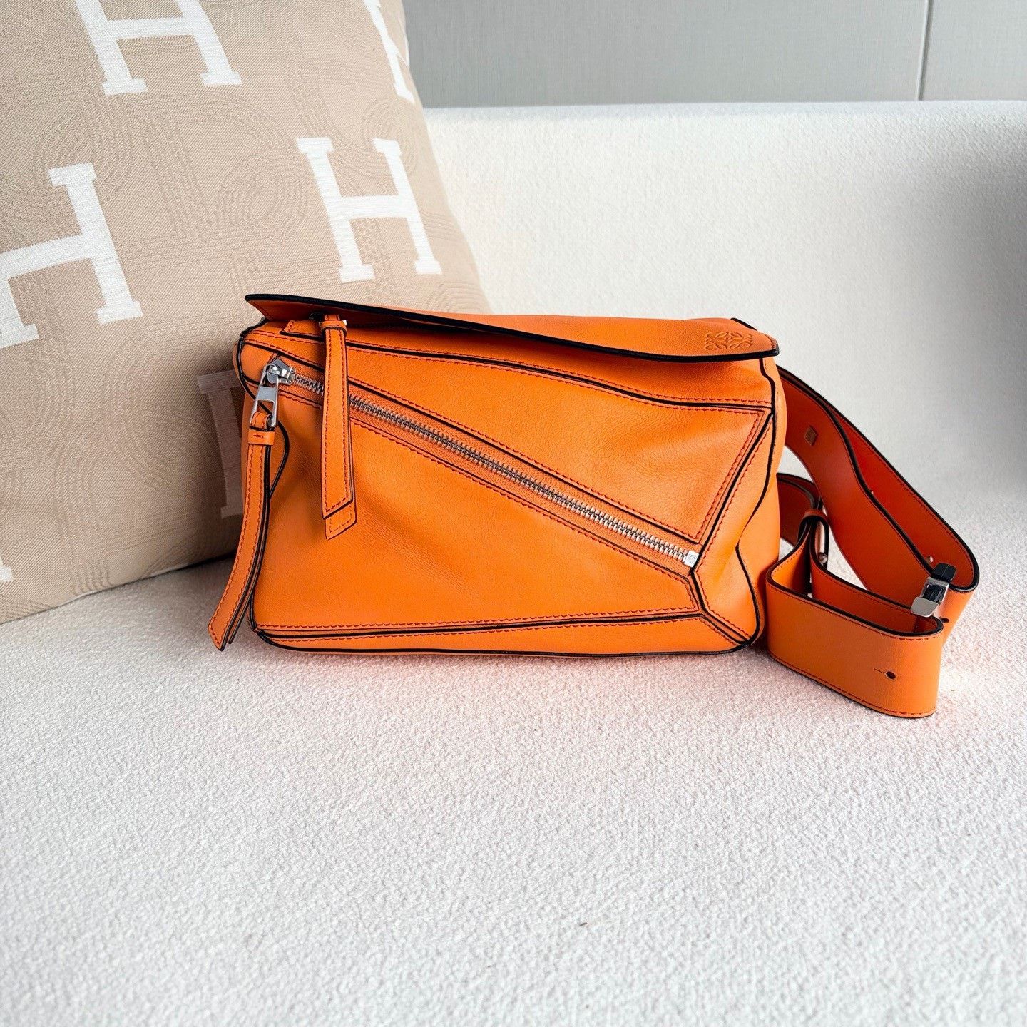 Loewe Pre-loved Bag Very good condition Size ONE SIZE - 2 Thumbnail