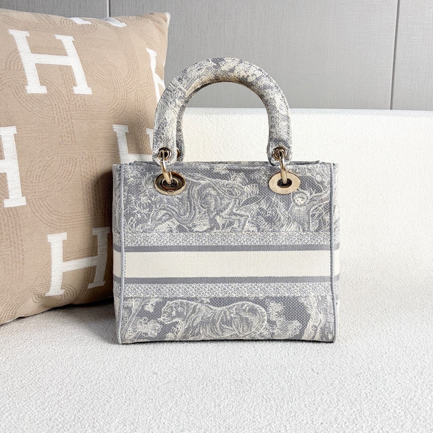 Dior Pre-loved Bag Very good condition Size ONE SIZE - 3 Thumbnail
