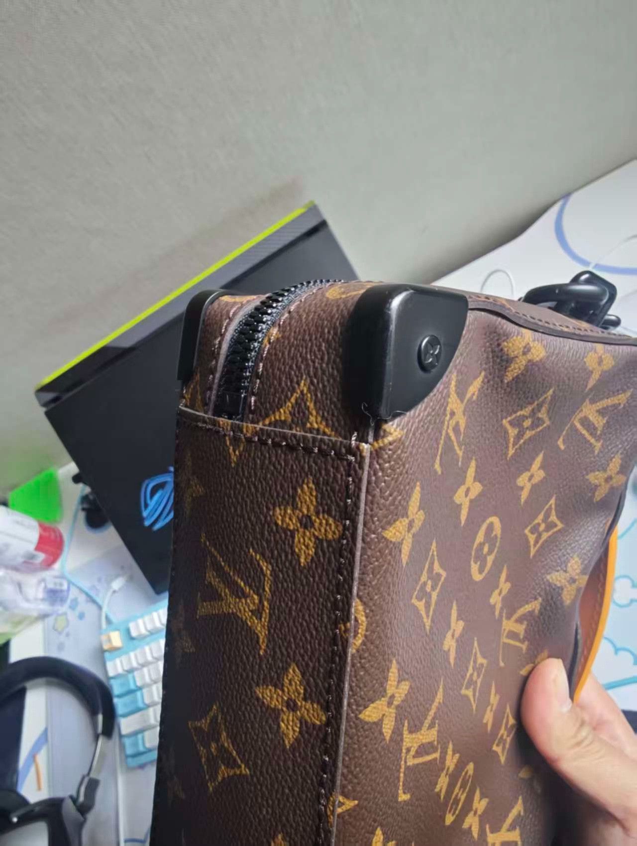 Louis Vuitton Pre-loved Bag Very good condition Size ONE SIZE - 2 Thumbnail