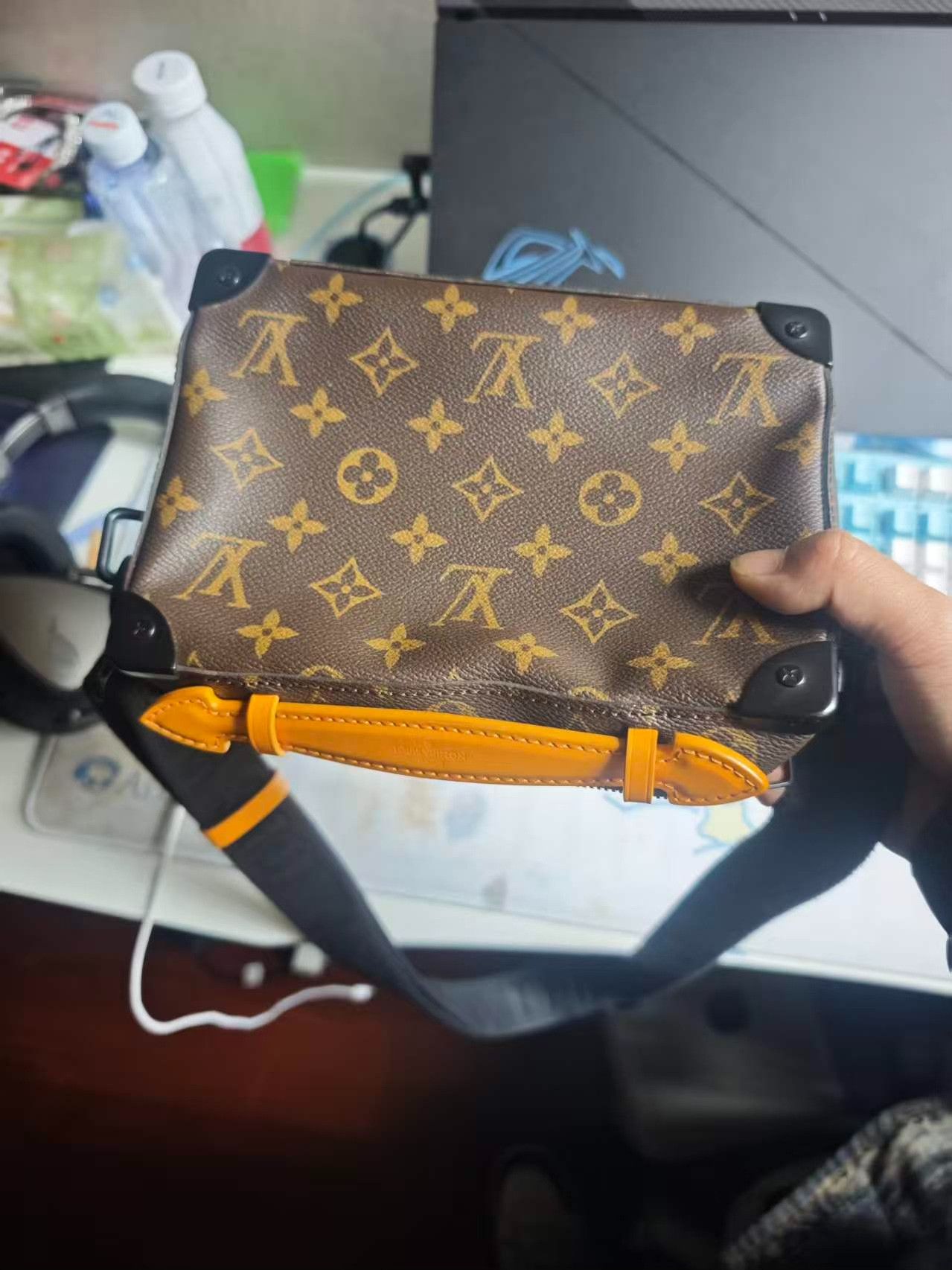 Louis Vuitton Pre-loved Bag Very good condition Size ONE SIZE - 4 Thumbnail