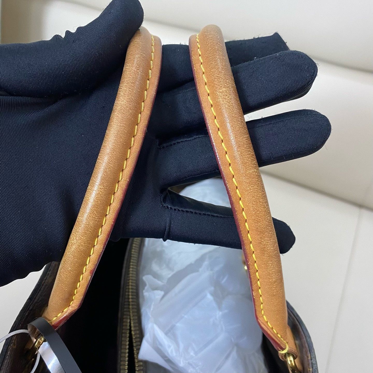 Louis Vuitton Pre-loved Bag Very good condition Size ONE SIZE - 8 Thumbnail