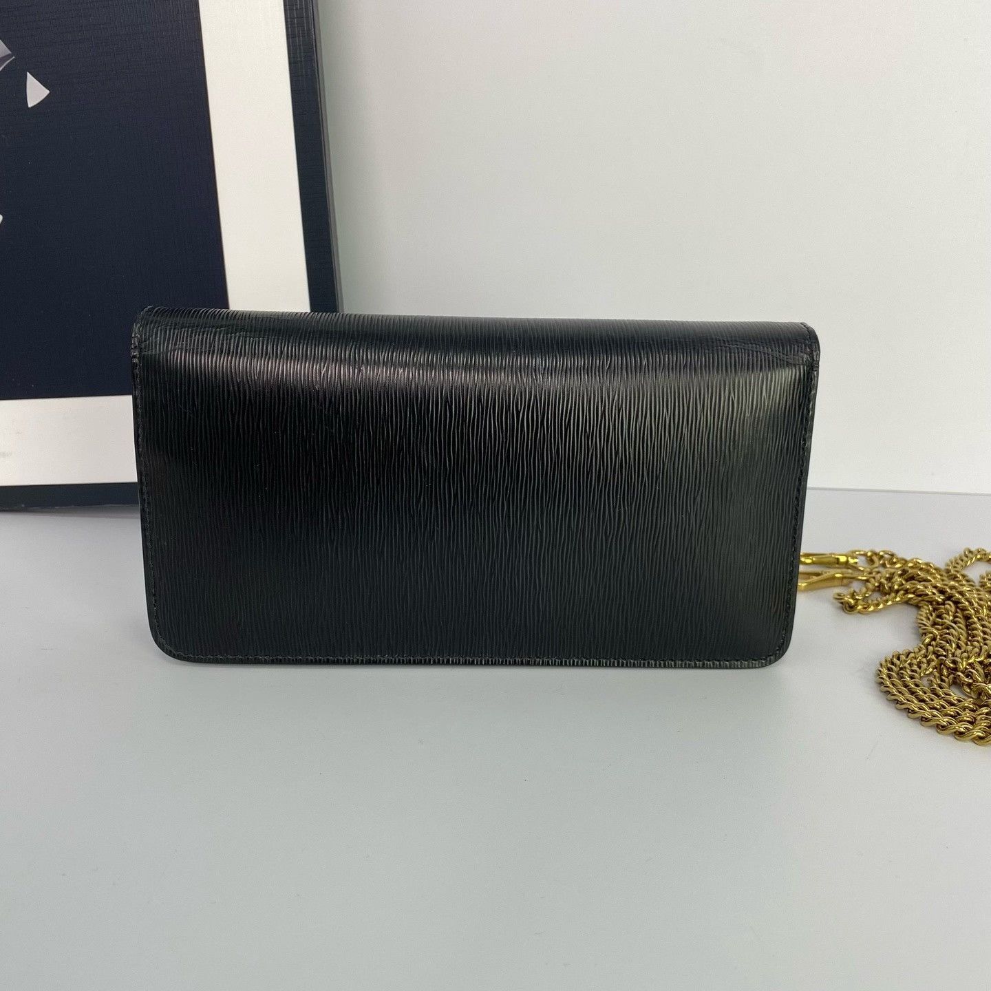Prada Pre-loved Bag Very good condition Size ONE SIZE - 4 Thumbnail