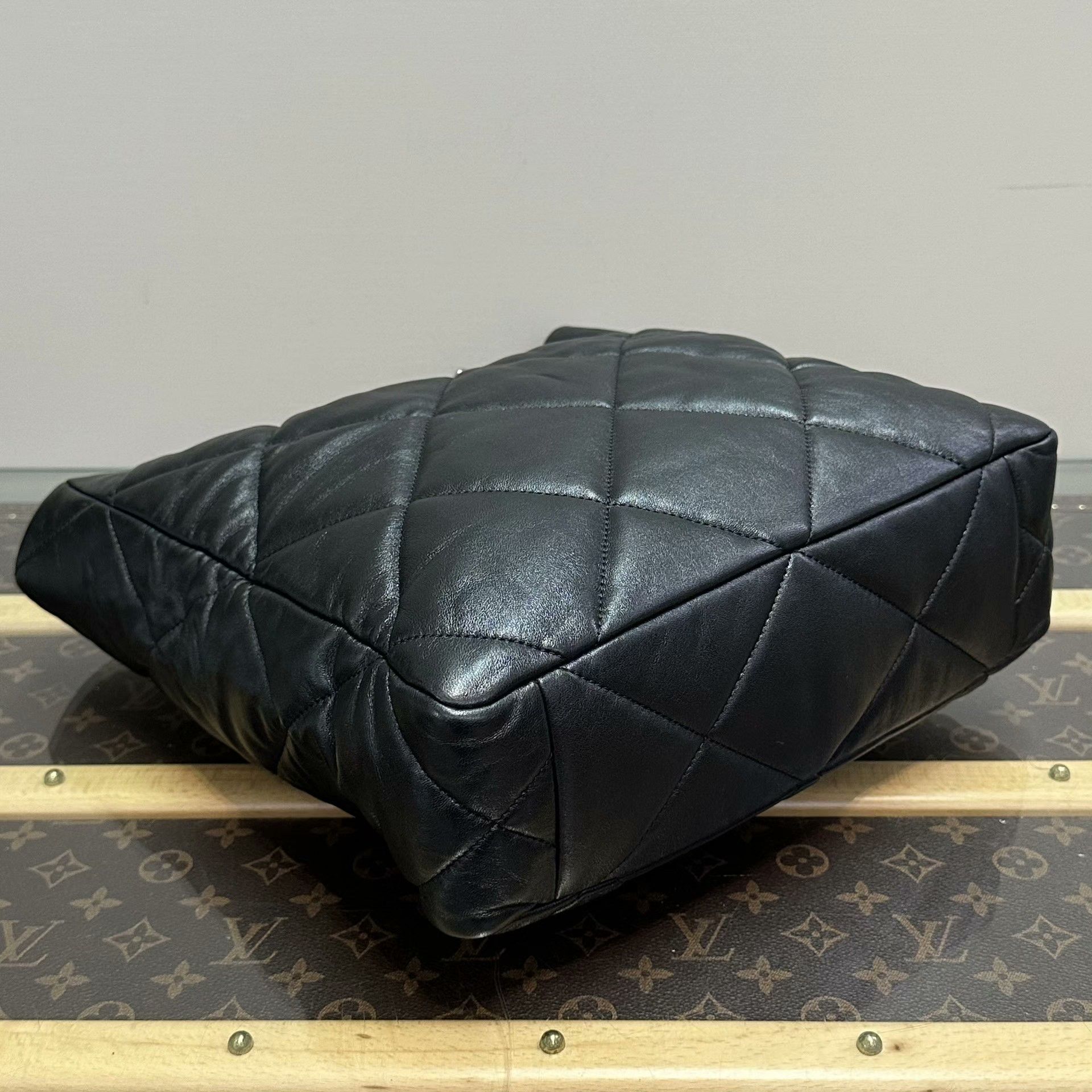 Chanel Pre-loved Bag Very good condition Size ONE SIZE - 3 Thumbnail