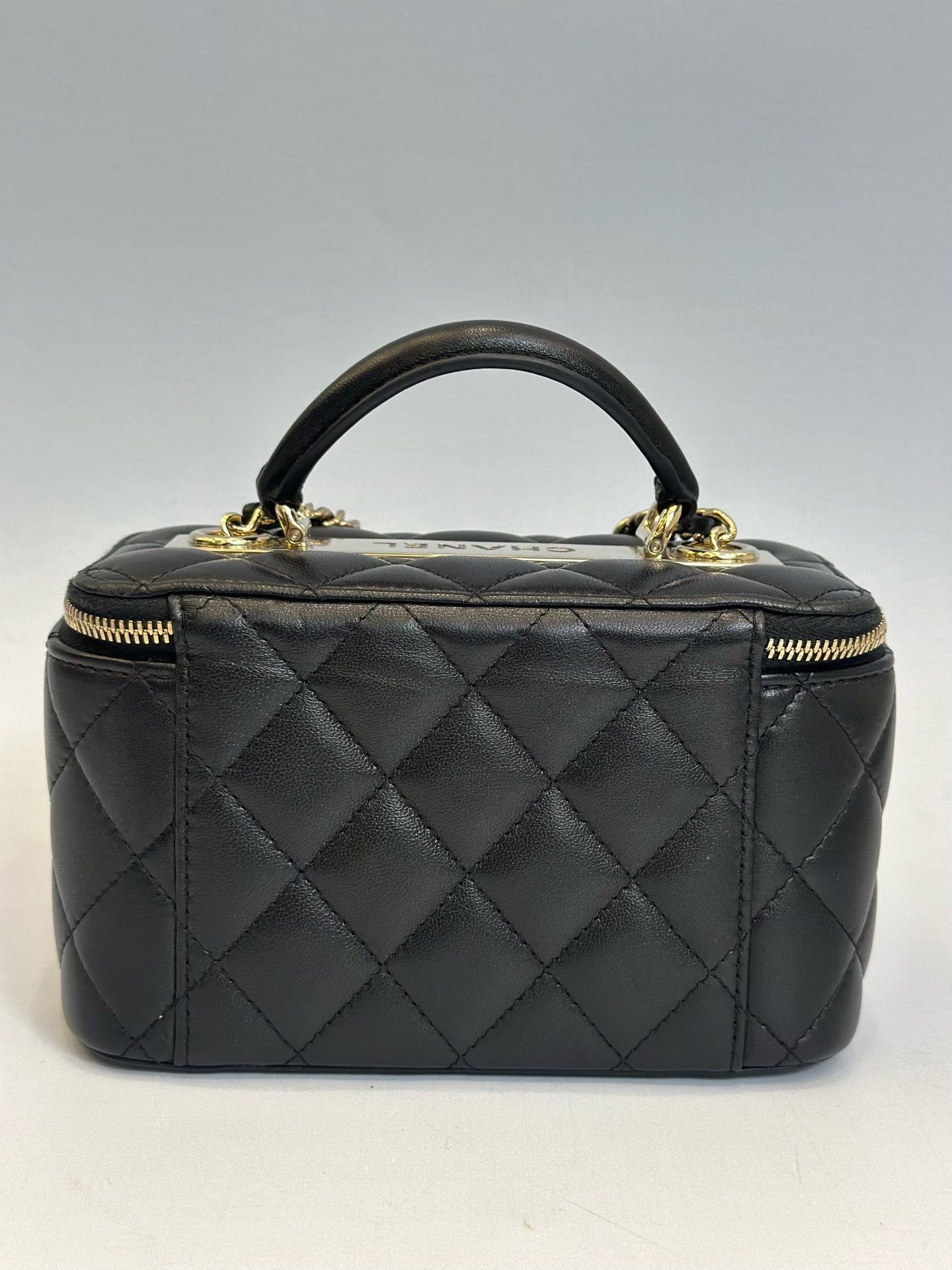 Chanel Pre-loved Bag Very good condition Size ONE SIZE - 3 Thumbnail