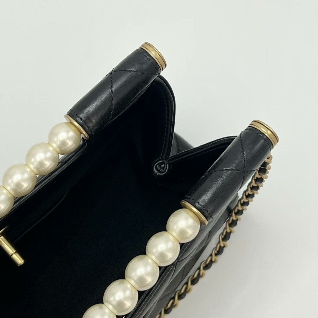 Chanel Pre-loved Bag Very good condition Size ONE SIZE - 6 Thumbnail